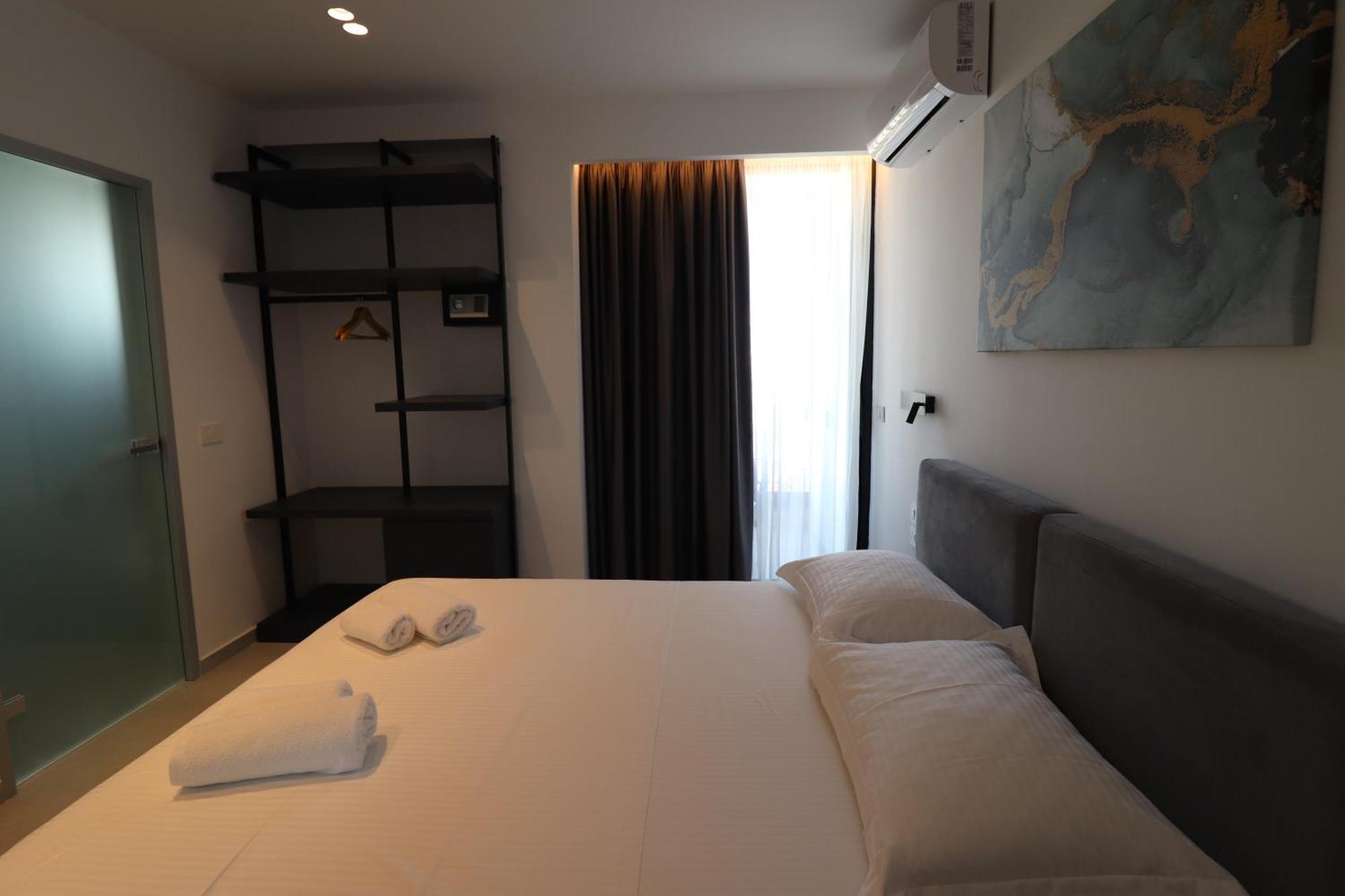 Adele Hotel Ksamil Exterior photo